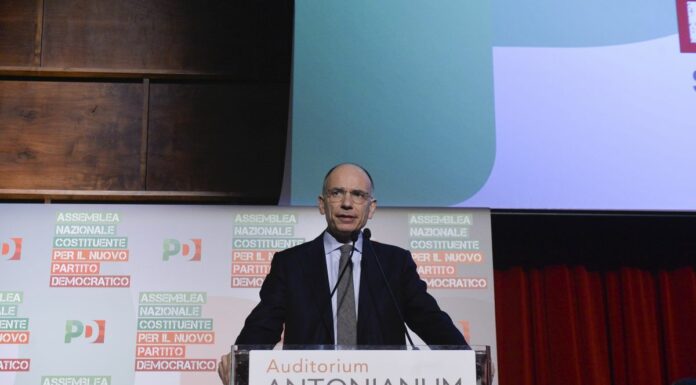 Il Pd riparte dal manifesto Italia 2030, Letta “Siamo una comunità viva”