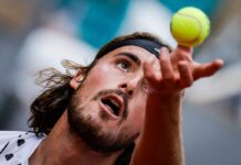 Tsitsipas a vele spiegate in semifinale a Melbourne
