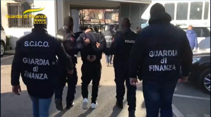 Traffico internazionale di stupefacenti, 43 misure cautelari