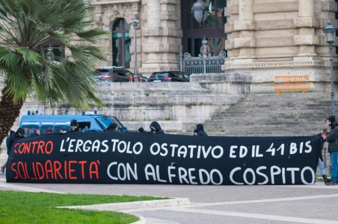 Roma, Presidio degli anarchici davanti alla corte di Cassazione