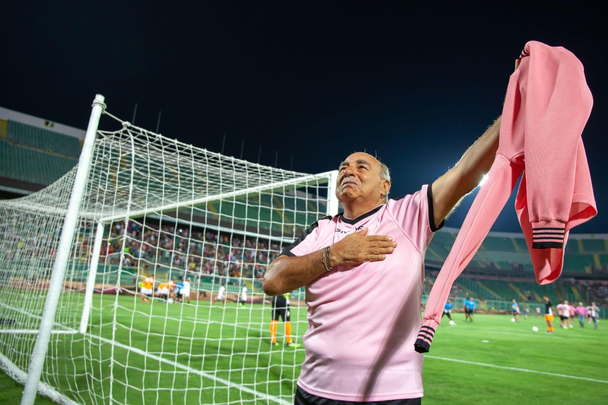 Addio a Vito Chimenti, ex attaccante di Palermo e Avellino