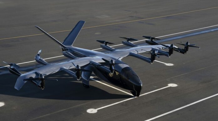 Stellantis produrrà velivoli elettrici insieme ad Archer