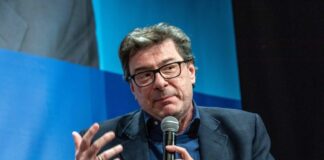 Gas, Giorgetti “Da inizio febbraio tariffe giù del 40%”