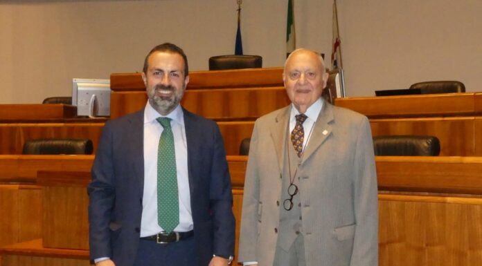 Il presidente della Consob Paolo Savona in visita al Consiglio Regionale