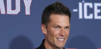 Tom Brady annuncia il ritiro a 45 anni, ha vinto 7 Super Bowl