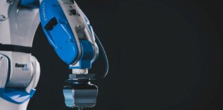 Comau e Politecnico Bari insieme per progetti innovativi della robotica
