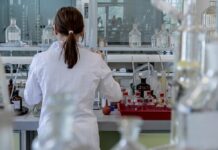 Roche, dati positivi per crovalimab nella EPN, una malattia rara