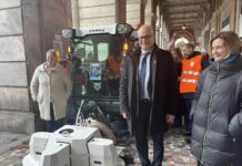 Nuova spazzatrice multiuso, Sindaco Roma “Obiettivo è tenere pulita la città”