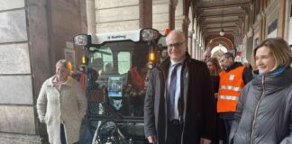 Nuova spazzatrice multiuso, Sindaco Roma “Obiettivo è tenere pulita la città”