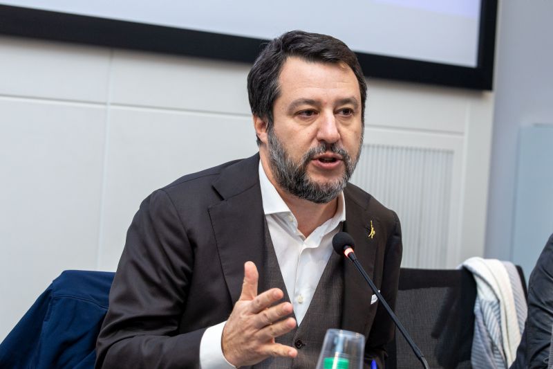 Regionali, Salvini “Si vince sempre insieme, mai da soli” Regionali, Salvini “Si vince sempre insieme, mai da soli”