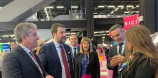 Matteo Salvini in visita allo stand della Sicilia alla Bit
