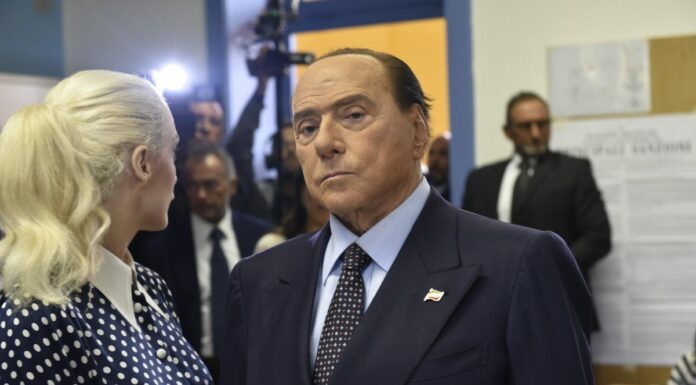Ruby ter, Berlusconi “Finalmente assolto dopo 11 anni di sofferenze”