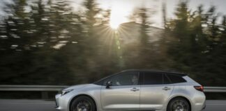 Nuova Toyota Corolla, migliorano prestazioni ed efficienza