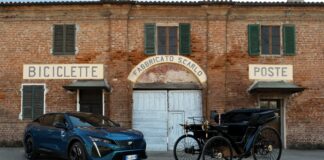 Peugeot da 130 anni in Italia alla guida del futuro della mobilità
