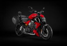 Ducati Diavel V4, più grinta e stile con gli accessori performance
