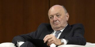 Auto, l’Italia voterà contro lo stop Ue ai motori termici nel 2035