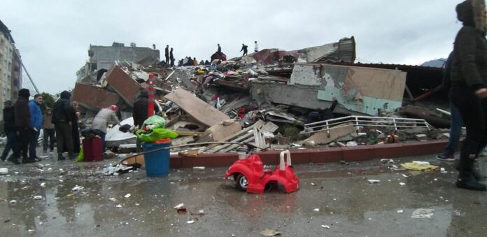 Tragedia in Turchia, Terremoto al confine con la Siria