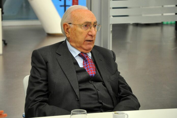 Pippo Baudo presenta il suo libro