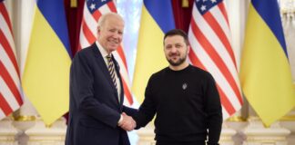 Biden a Kiev incontra Zelensky “Il nostro sostegno continua”