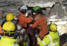 Terremoto, bilancio delle vittime si aggrava ma c’è ancora speranza
