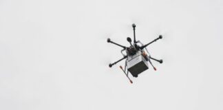 Primi voli in Italia con un drone per campioni di sangue da analizzare