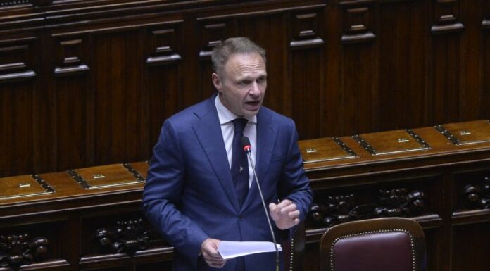 Siccità, Lollobrigida “Programmare interventi strategici”