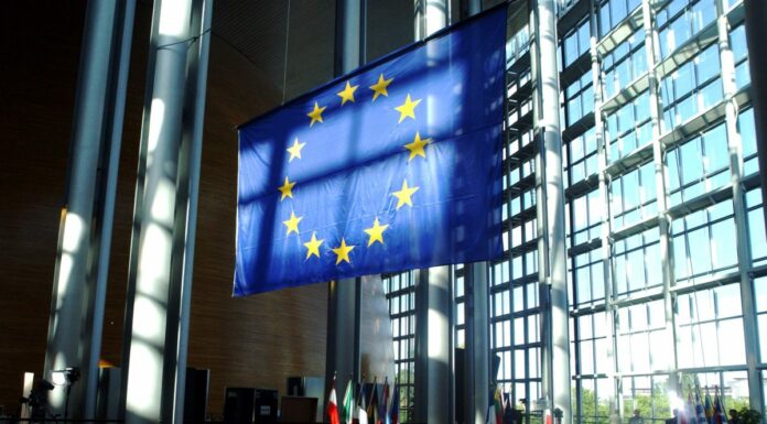 Auto green, rinviato il voto Ue