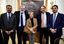 Presentato il Bif&st2023, Emiliano “Puglia terra di accoglienza”