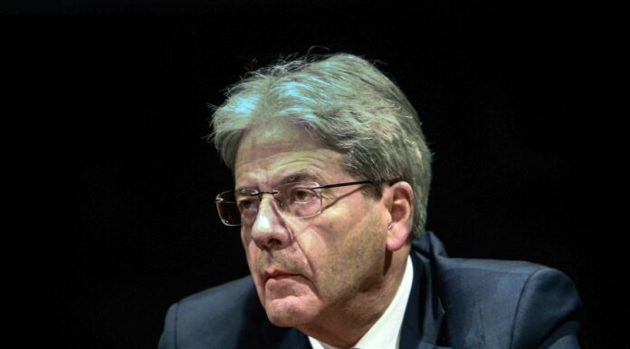 Inflazione, Gentiloni “Dovrebbe attestarsi poco sopra il 6% nel 2023”
