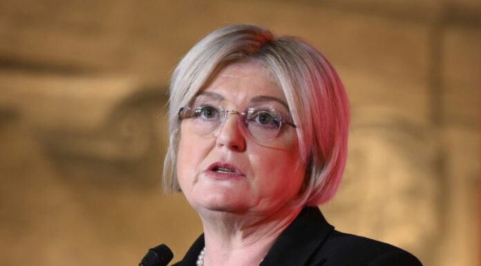 Ddl anziani, Calderone “Misura straordinaria”