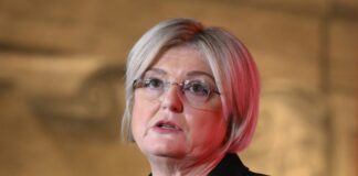 Ddl anziani, Calderone “Misura straordinaria”