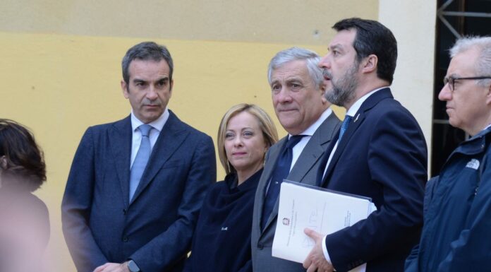 Via libera al decreto Migranti, Meloni “Sconfiggere la tratta”