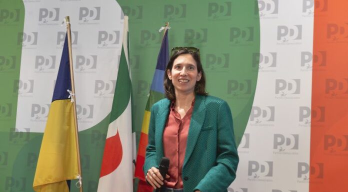 Pd, Elly Schlein proclamata segretaria “Sarà una nuova primavera”