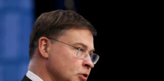 Ue, Dombrovskis “Passi avanti verso nuove regole di bilancio”
