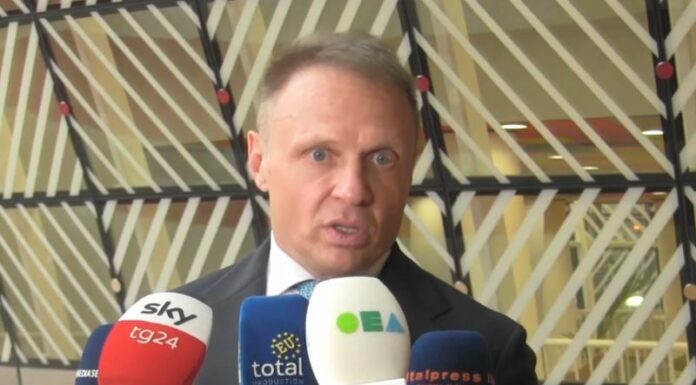 Migranti, Lollobrigida “Serve corresponsabilizzazione a livello Ue”