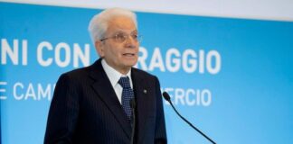 Mattarella “Tempi non facili, ma l’Italia ha saputo sorprendere”