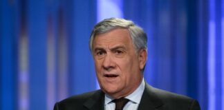 Tajani “Aiutare la Tunisia, la crisi alimenta l’emergenza migranti”