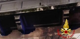 Milano, incendio in un appartamento, 70enne morto carbonizzato