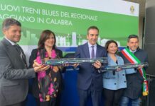 Sui binari calabresi arriva il primo treno blues di Trenitalia