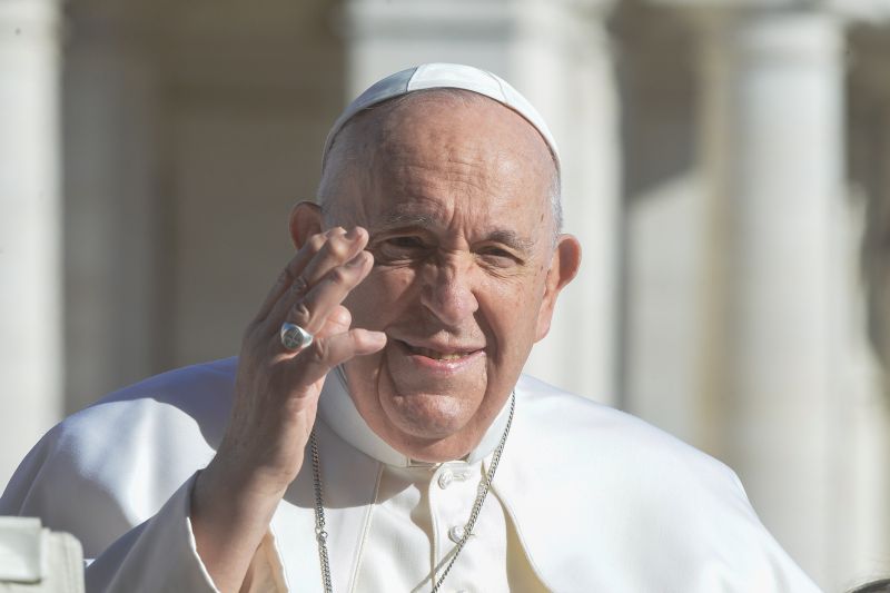 Il Papa ha una bronchite su base infettiva, migliorano le sue condizioni Il Papa ha una bronchite su base infettiva, migliorano le sue condizioni