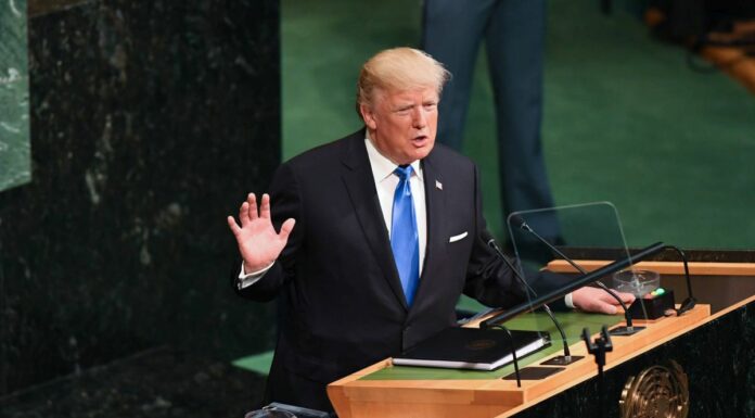 Usa, Donald Trump incriminato “E’ una persecuzione politica”
