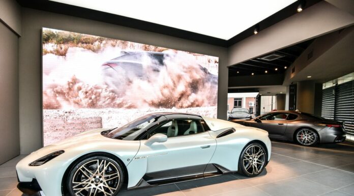 Maserati inaugura il nuovo concept store a Torino