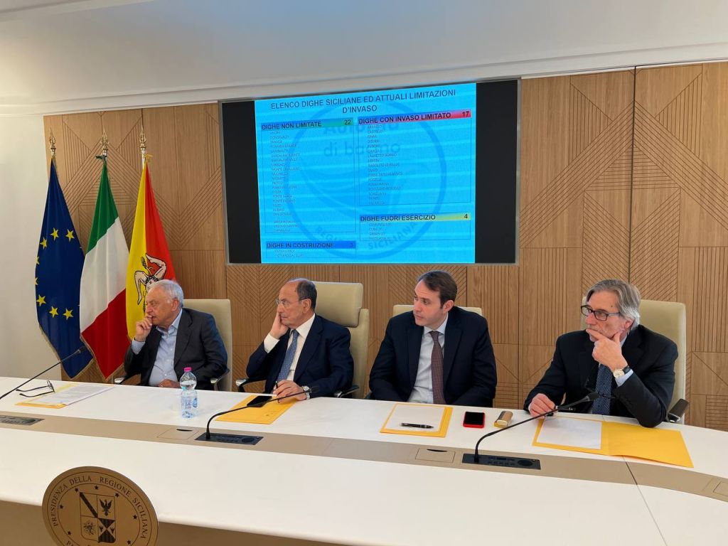 Crisi idrica in Sicilia, Schifani “Interveniamo con azioni immediate” Crisi idrica in Sicilia, Schifani “Interveniamo con azioni immediate”