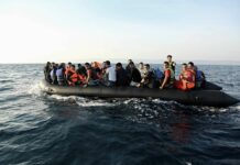 Naufragio al largo della Libia, 17 migranti salvati e 30 dispersi