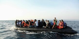 Naufragio al largo della Libia, 17 migranti salvati e 30 dispersi