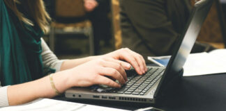 Auto: la ricerca dell’assicurazione si sposta sul web notebook