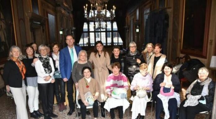 La presidente Damiano incontra le merlettaie di Burano