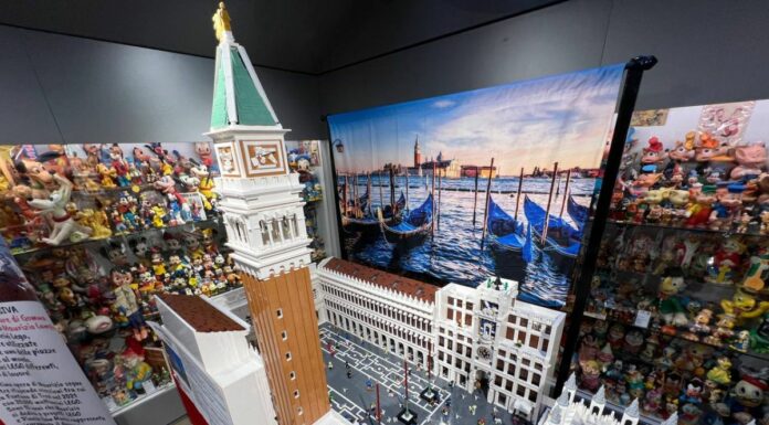 170 mila mattoncini per la riproduzione di Piazza San Marco