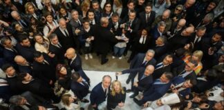 Vinitaly, Zaia “Governo confermi Verona unica vetrina vino italiano”