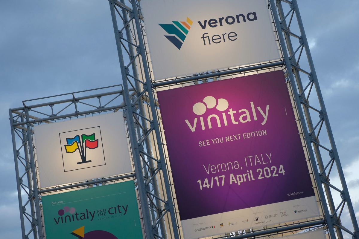 Chiude un Vinitaly a pieno regime, un buyer su 3 proviene dall’estero